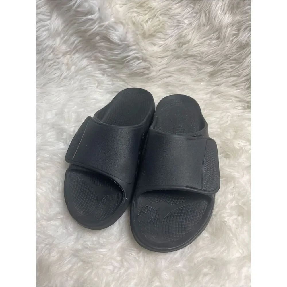 OOFOS OOahh sport flex Black Slide Sandals - Adjustable Strap Women SZ11 Men SZ9